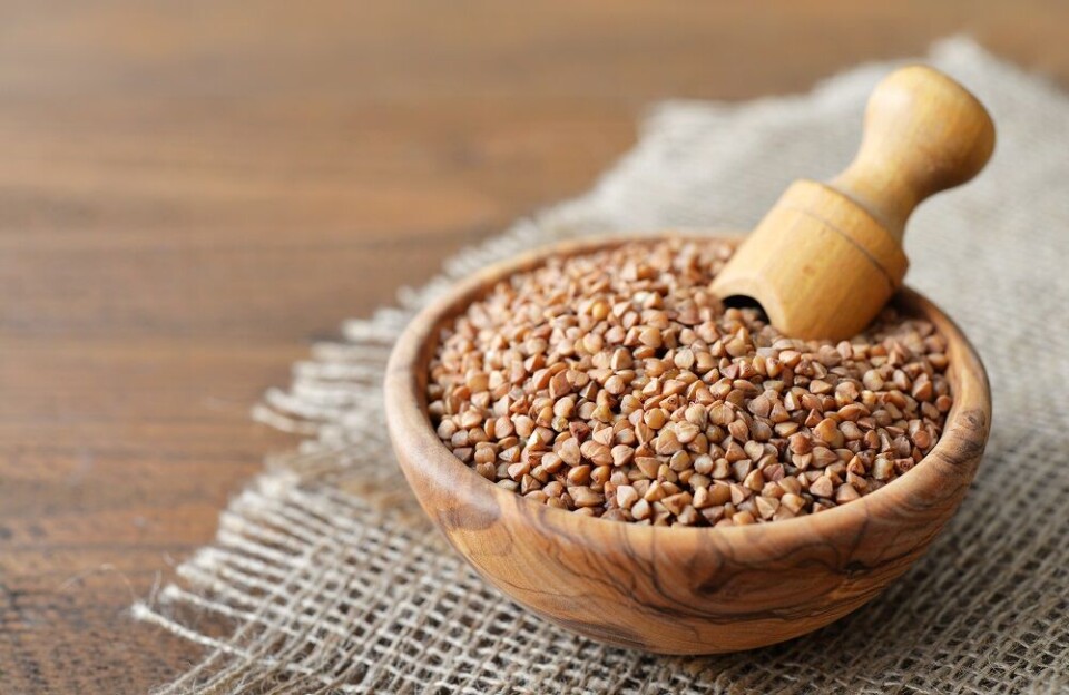 BOKHVETE gir en nøtteaktig smak, rik på fiber og er glutenfritt. BOKHVETE gir en nøtteaktig smak, rik på fiber og er glutenfritt.