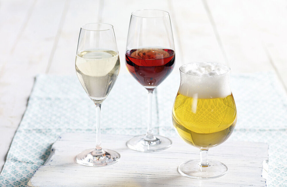 Alkohol er tomme kalorier og bremser forbrenningen.