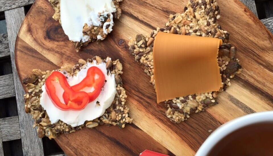 Glutenfrie og fiberrike knekkebrød som gir en behagelig metthetsfølelse som varer lenge. Glutenfrie og fiberrike knekkebrød som gir en behagelig metthetsfølelse som varer lenge.
